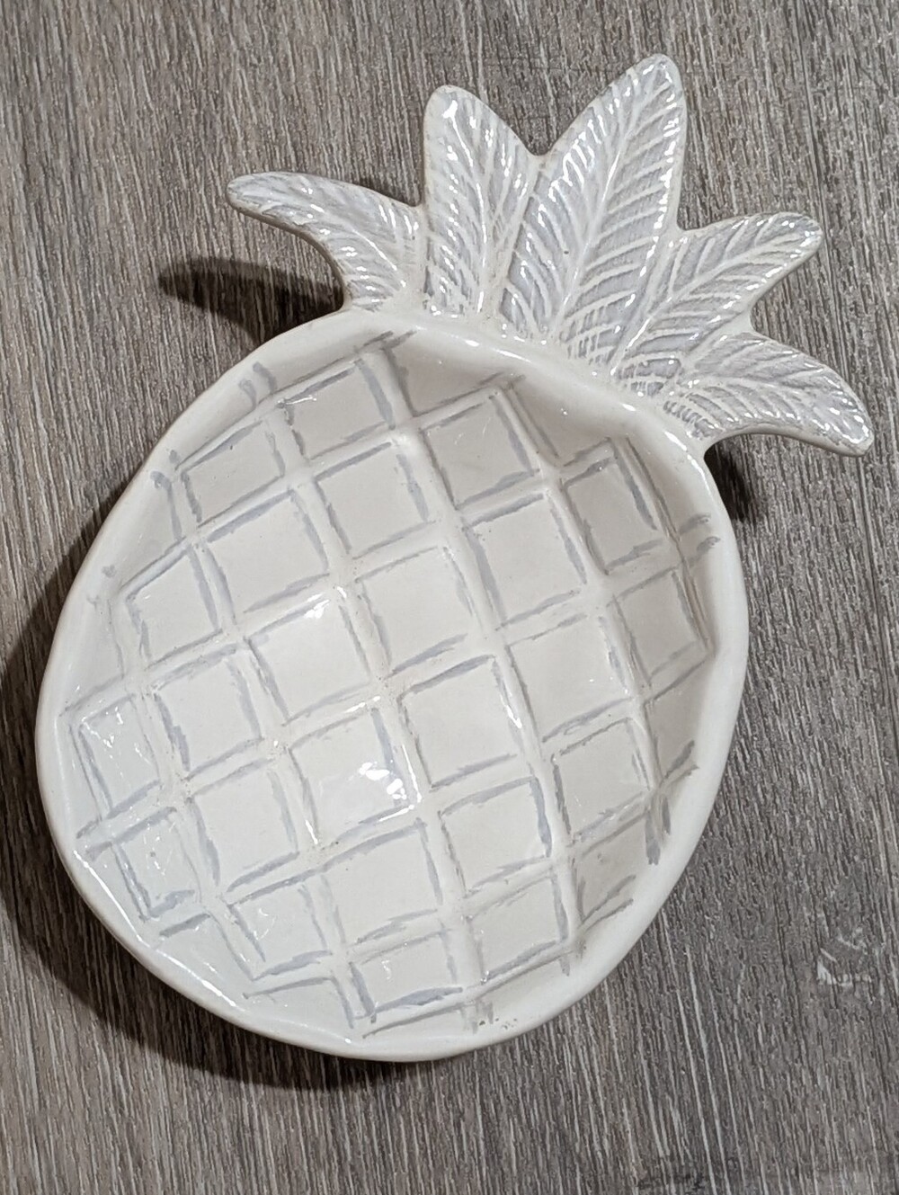 Mud Pie White Ceramic Pineapple Trinket Dish with Gray Accents